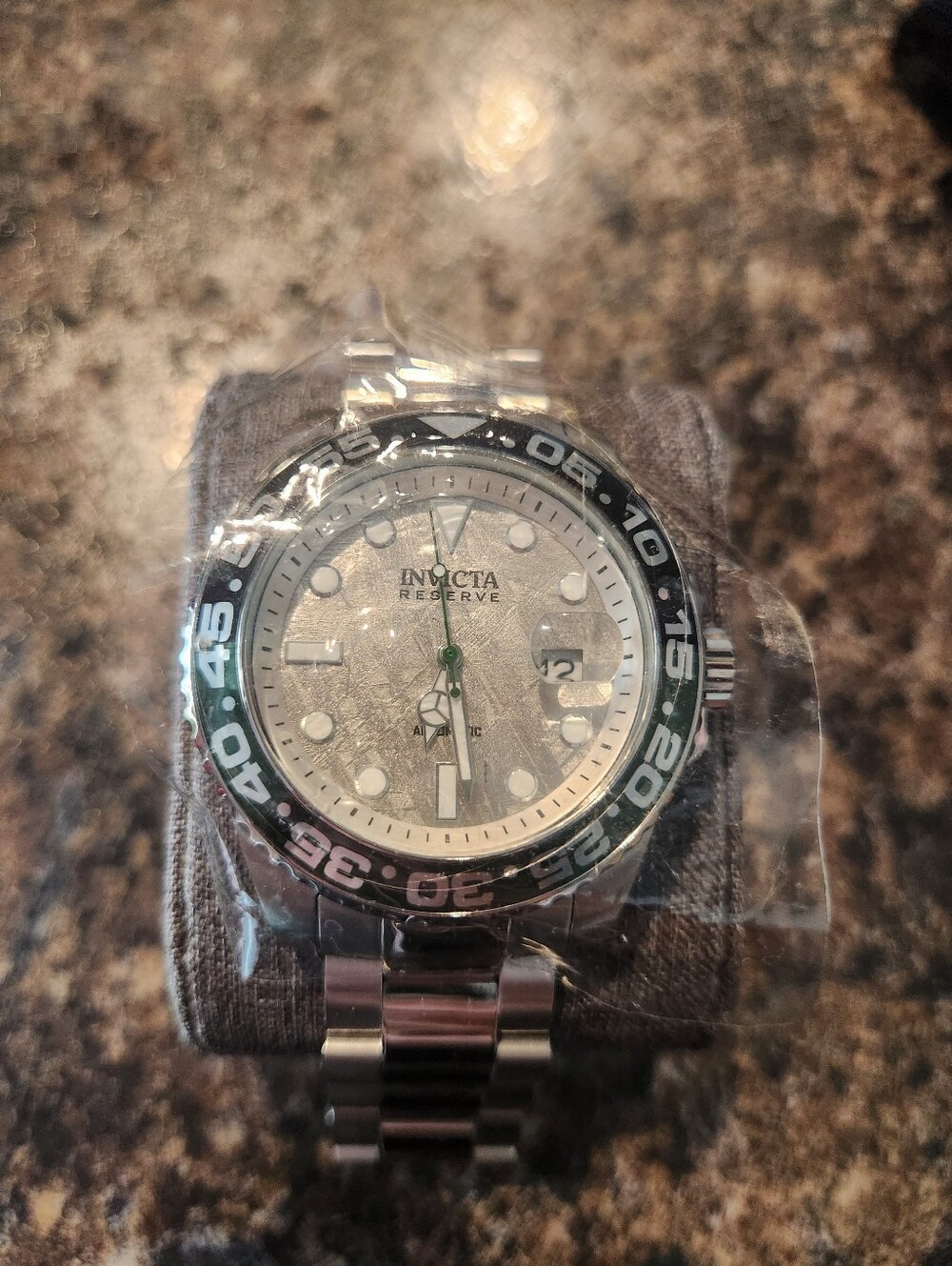 Invicta Reserve Pro Diver Metoriote Dial 46mm